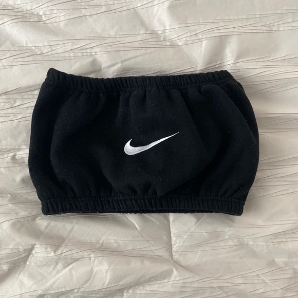 nike cropped bra - Picture 1 of 1